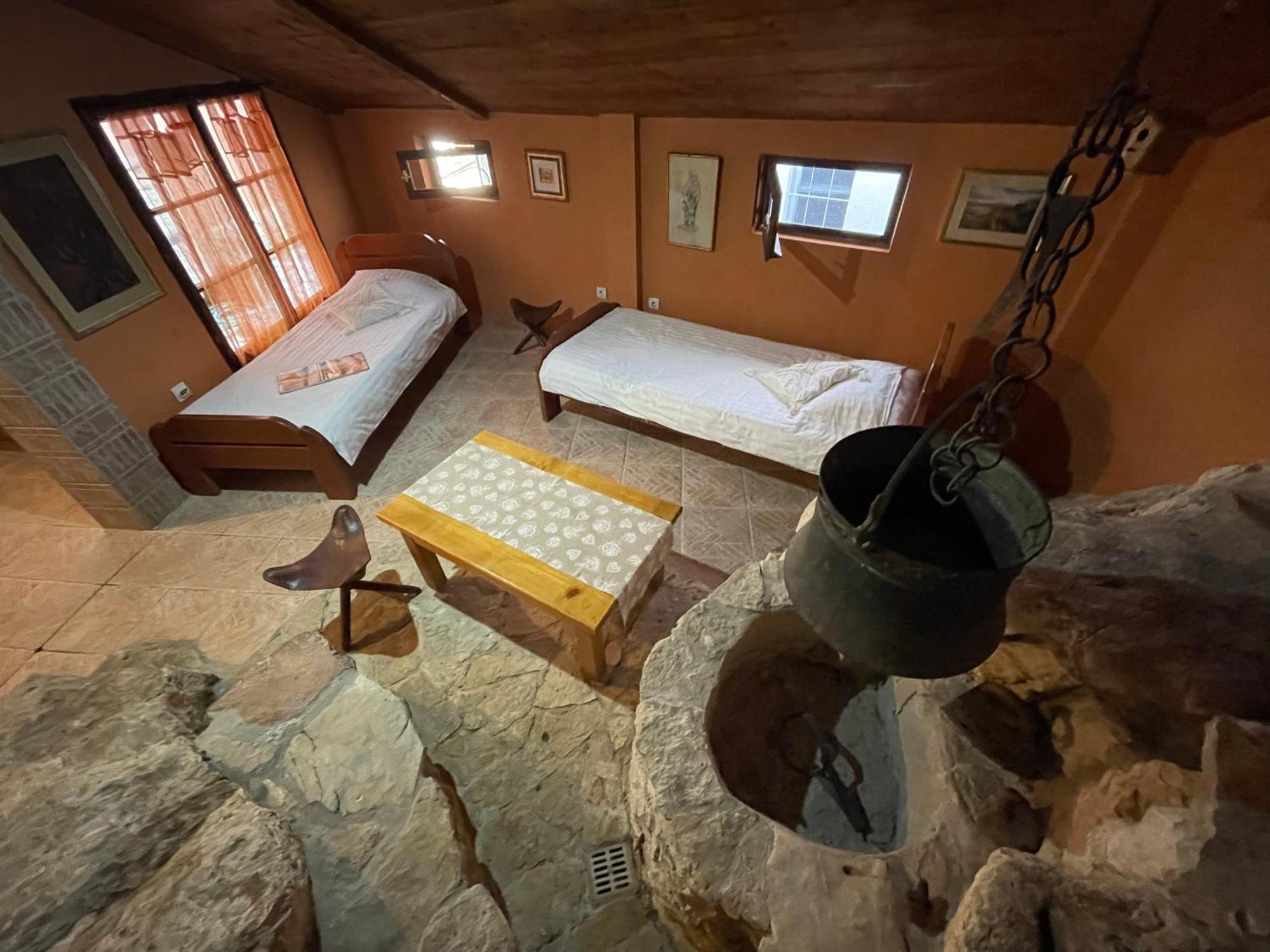 Cave Apartment Virpazar Exterior photo