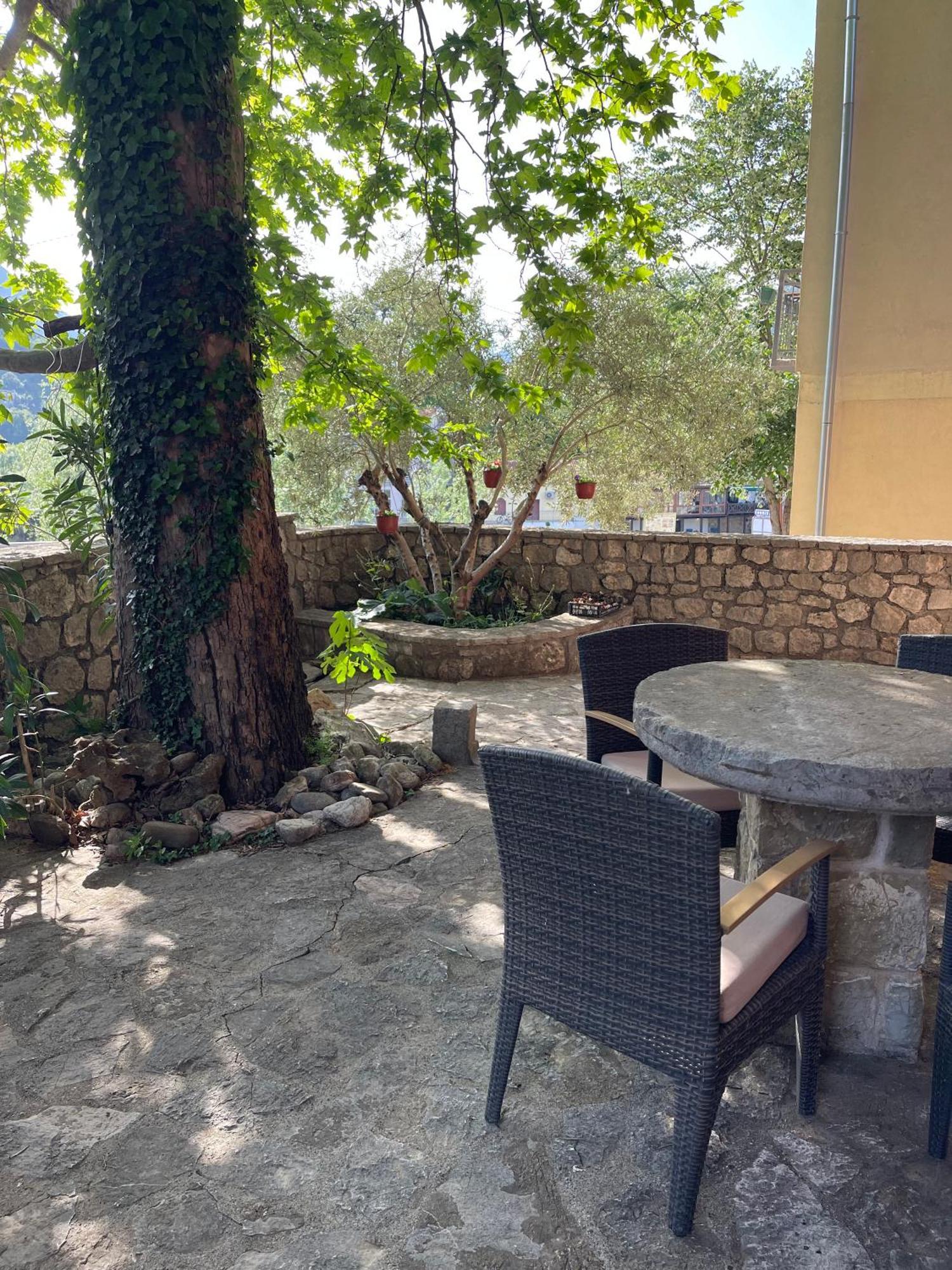 Cave Apartment Virpazar Exterior photo